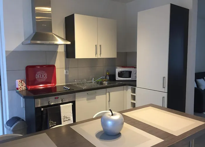 Au Coeur De *